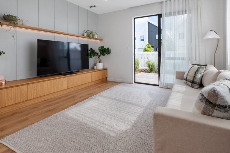 Photo of property in 4 Green Bamboo Road, Hobsonville, Auckland, 0616