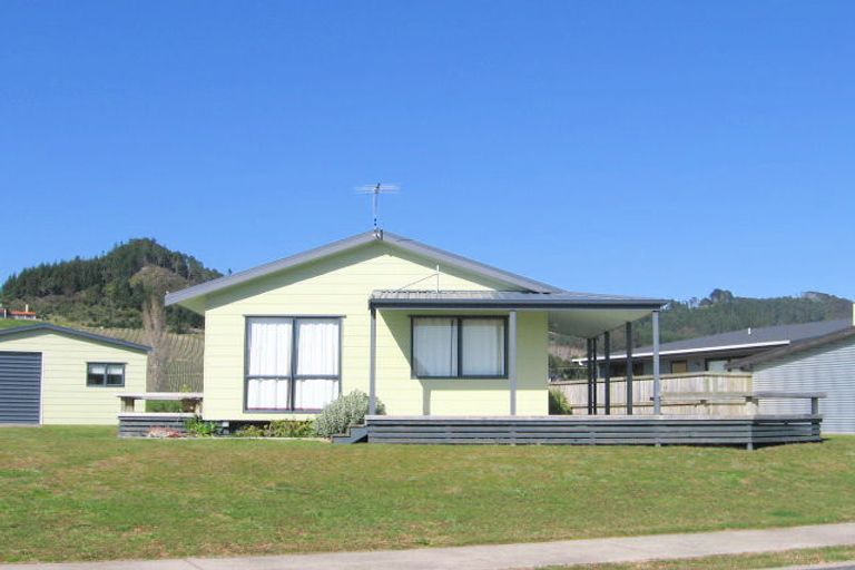 Photo of property in 17 Hawk Hill Crescent, Cooks Beach, Whitianga, 3591