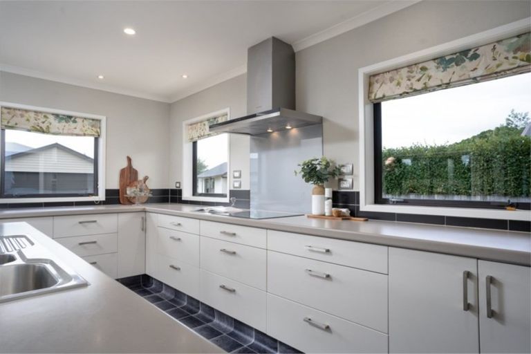 Photo of property in 6 Elmstead Lane, Greytown, 5794