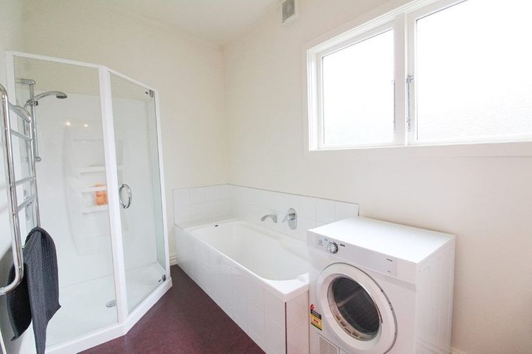 Photo of property in 35 Crosby Street, Mornington, Dunedin, 9011