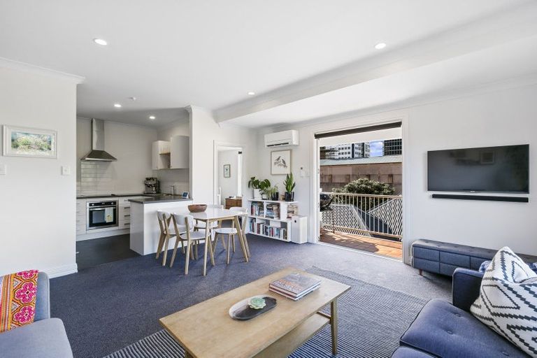 Photo of property in 18c Hill Street, Thorndon, Wellington, 6011