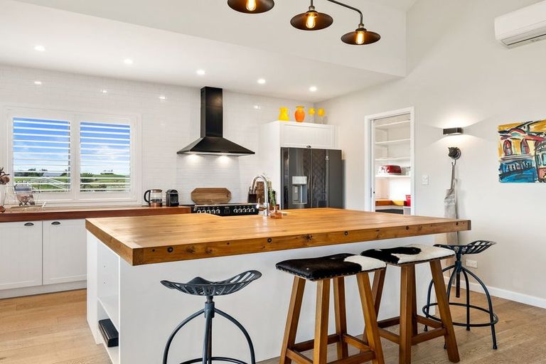 Photo of property in 56 Puruaha Road, Te Horo, Otaki, 5581