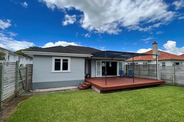 Photo of property in 7 Second Avenue, Avenues, Whangarei, 0110