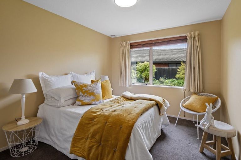 Photo of property in 9 Thoresby Mews, Avonhead, Christchurch, 8042