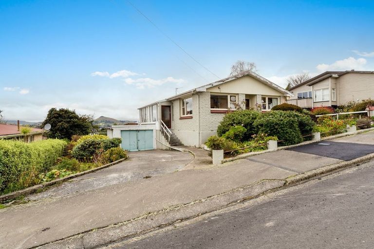 Photo of property in 5 Springdon Avenue, Sawyers Bay, Port Chalmers, 9023