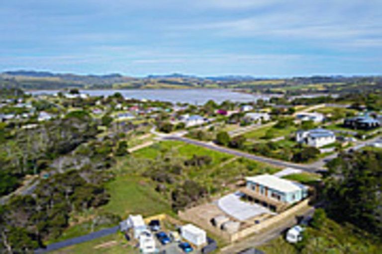 Photo of property in 52 Wrathall Road, Mangonui, 0420