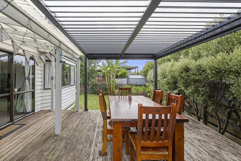 Photo of property in 21c Lorenzen Bay Road, Raglan, 3225