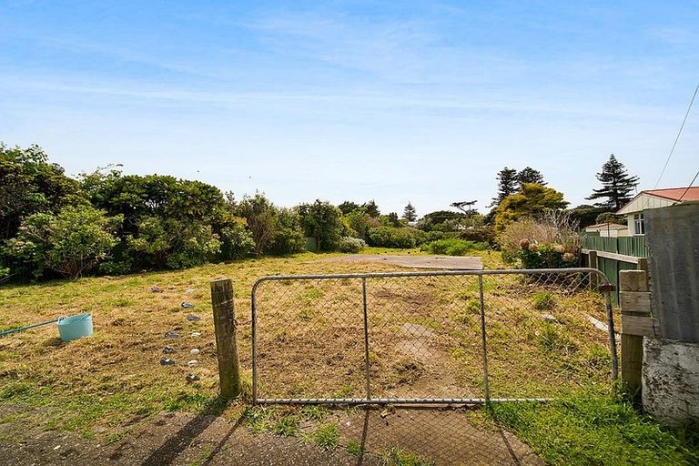 Photo of property in 6 Elizabeth Street, Patea, 4520