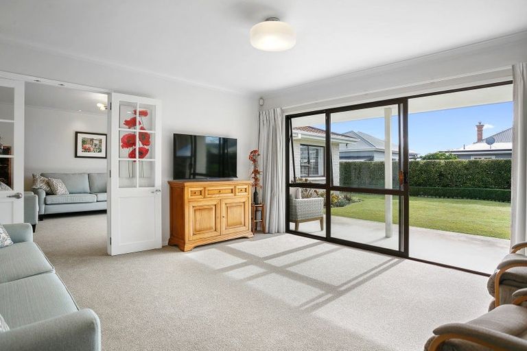 Photo of property in 91 Williams Street, Cambridge, 3434