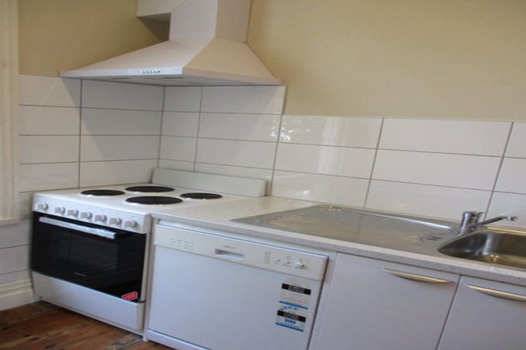 Photo of property in 26 Gresford Street, Edgeware, Christchurch, 8013