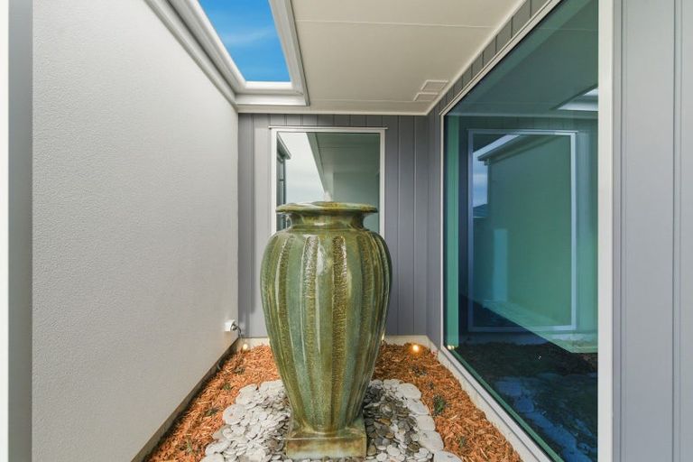 Photo of property in 39 Redbrook Road, Casebrook, Christchurch, 8051