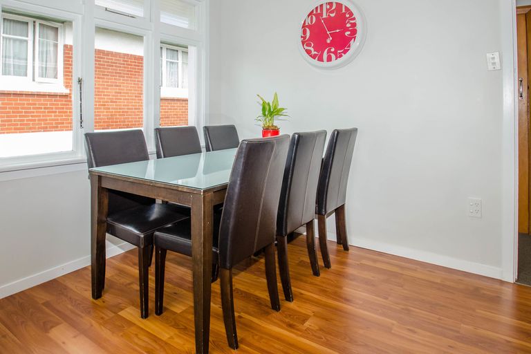 Photo of property in 6a Scotland Terrace, Green Island, Dunedin, 9018