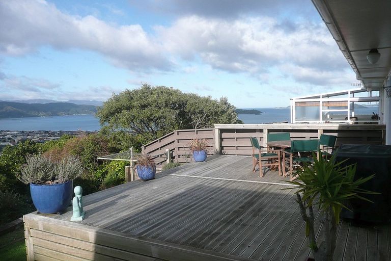 Photo of property in 3/30 London Road, Korokoro, Lower Hutt, 5012