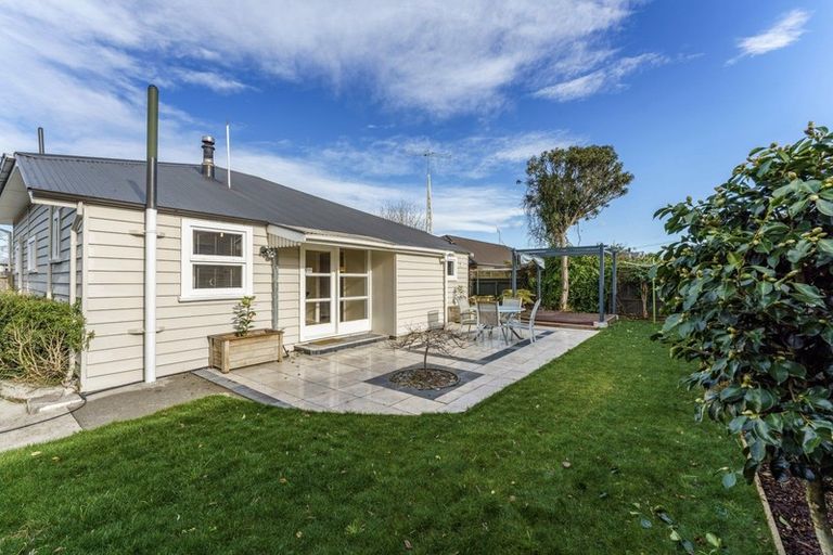 Photo of property in 10 Darroch Street, Belfast, Christchurch, 8051