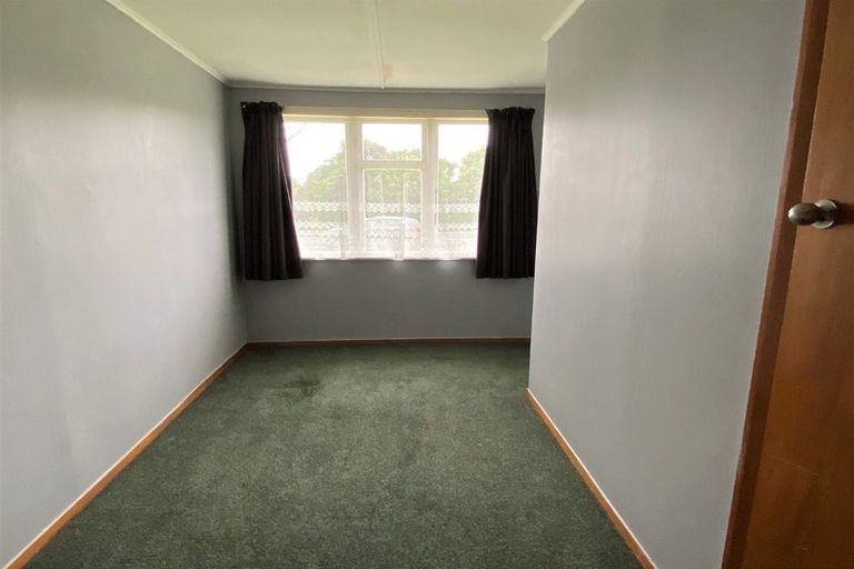 Photo of property in 2 Robertshawe Crescent, Dannevirke, 4930