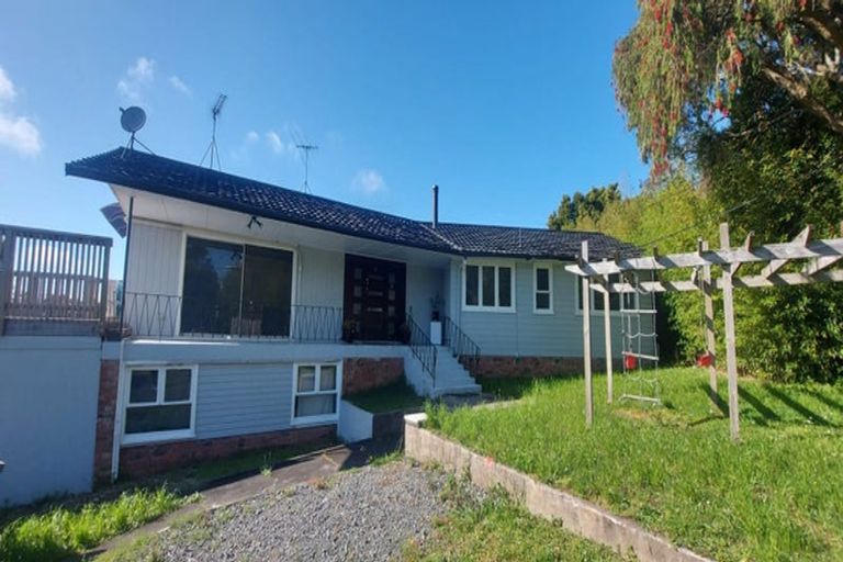 Photo of property in 64 Astley Avenue, New Lynn, Auckland, 0600