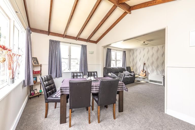 Photo of property in 1 Toi Street, Tawhero, Whanganui, 4501