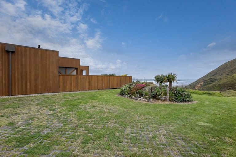 Photo of property in 201 Te Maire Road, Te Kopuru, 0371