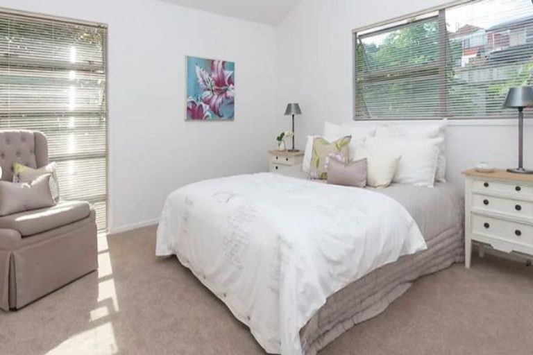 Photo of property in 1/58 Hattaway Avenue, Bucklands Beach, Auckland, 2012