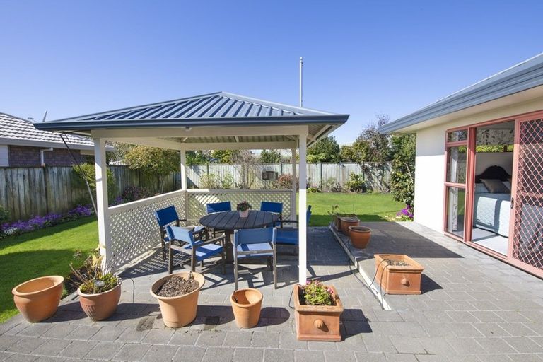 Photo of property in 8 Gresham Place, Taradale, Napier, 4112