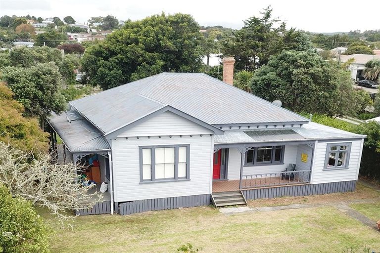 Photo of property in 17 Cranley Street, Dargaville, 0310