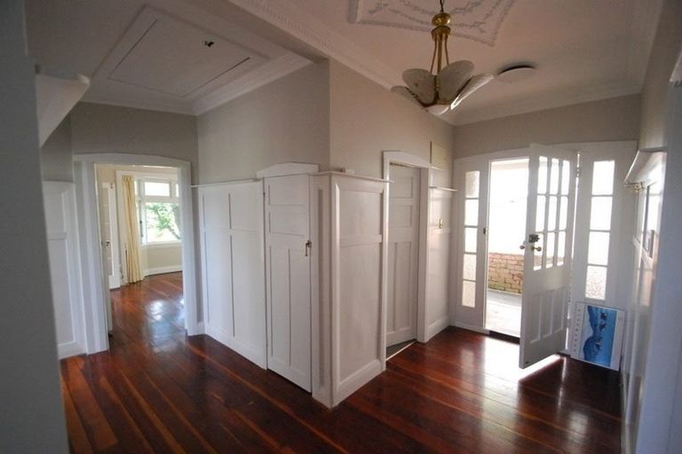 Photo of property in 28 Barnard Street, Wadestown, Wellington, 6012