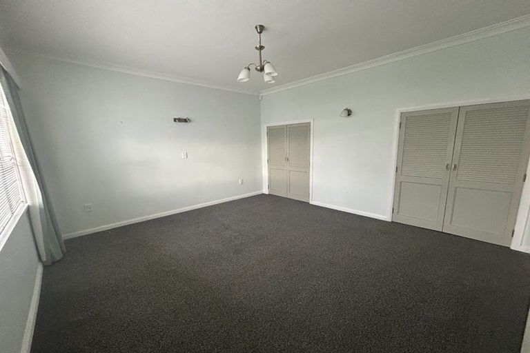 Photo of property in 86 Florence Avenue, Palmerston North, 4414