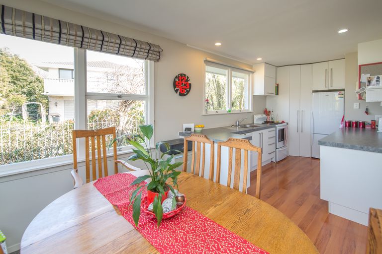 Photo of property in 14 Blairdon Place, Bishopdale, Christchurch, 8053