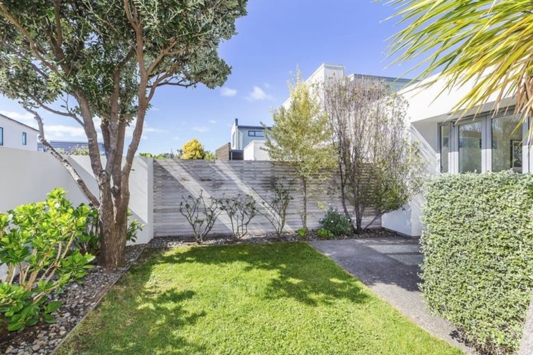 Photo of property in 3 Steeple Lane, Seatoun, Wellington, 6022