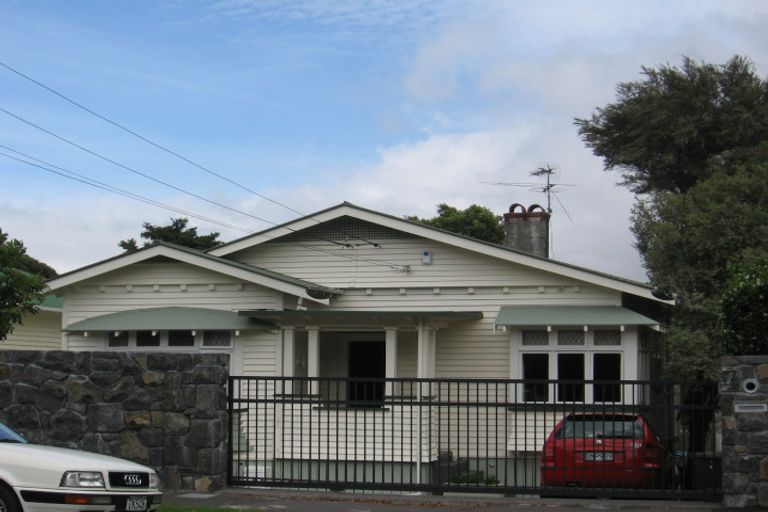 Photo of property in 17 Kenyon Avenue, Mount Eden, Auckland, 1024