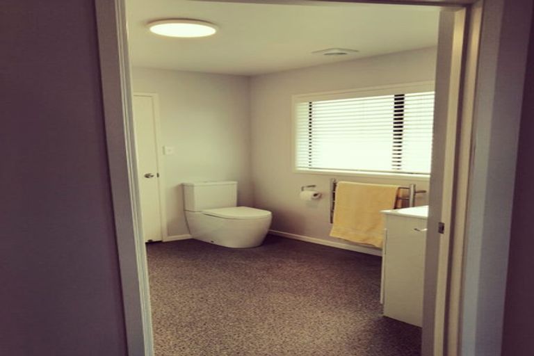 Photo of property in 977 Whangaparaoa Road, Tindalls Beach, Whangaparaoa, 0930