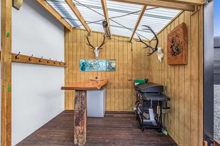 Photo of property in 58 West Otago Road, Waipahi, Gore, 9771