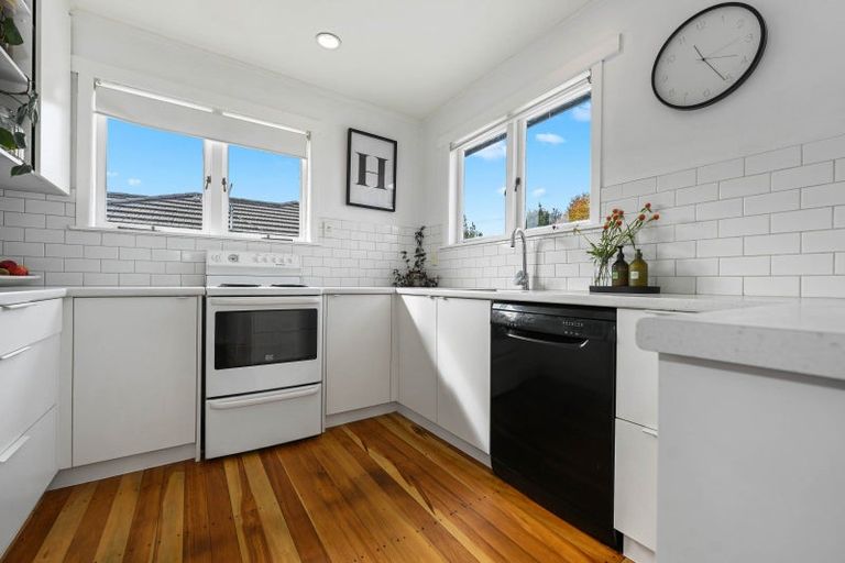 Photo of property in 18 Bruce Avenue, Glenview, Hamilton, 3206