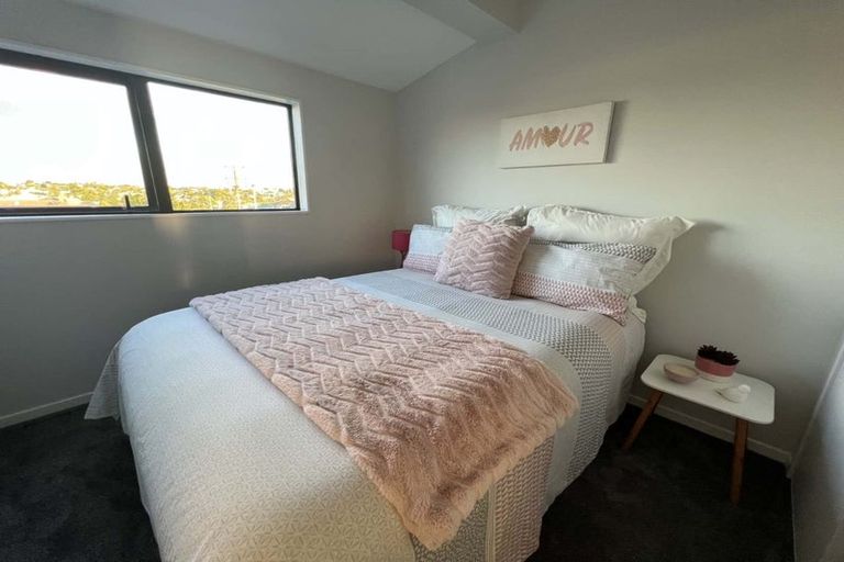 Photo of property in 2/30 Woodford Avenue, Henderson, Auckland, 0610