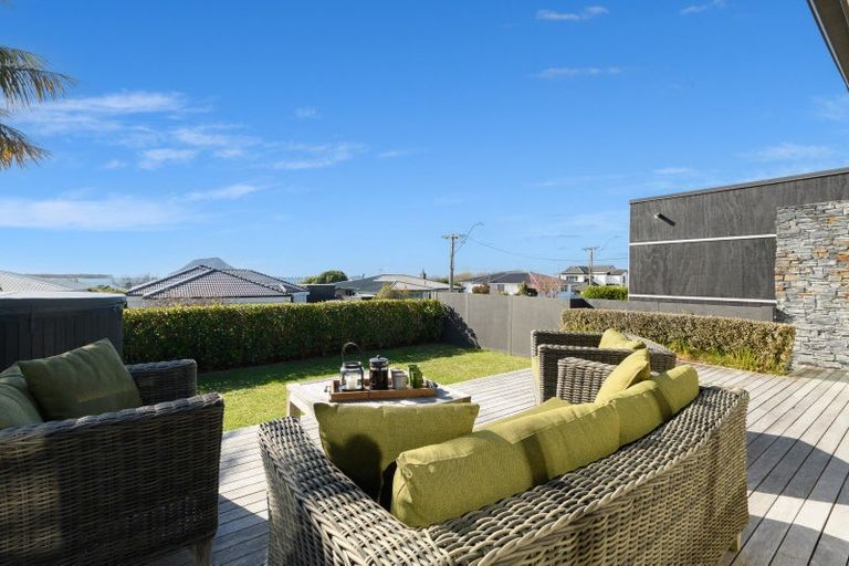 Photo of property in 3 Pine Avenue, Otumoetai, Tauranga, 3110