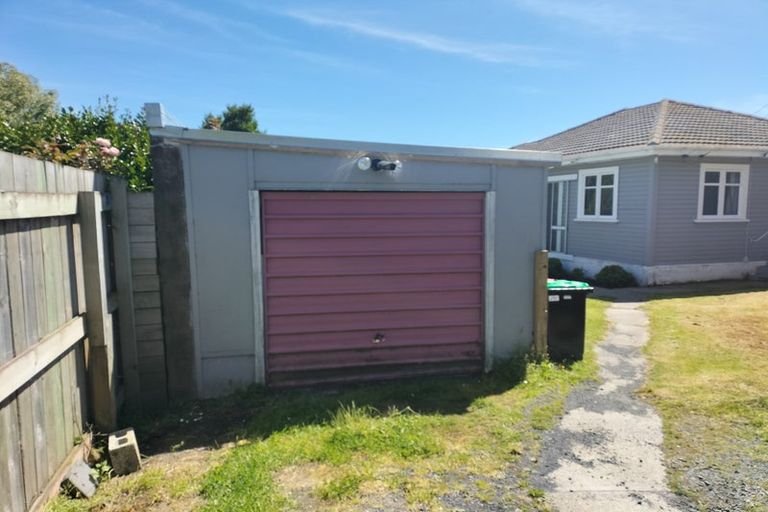 Photo of property in 6 Scotland Terrace, Green Island, Dunedin, 9018