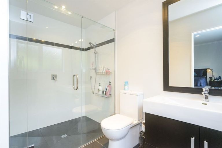 Photo of property in 7a Awatea Terrace, Hokowhitu, Palmerston North, 4410