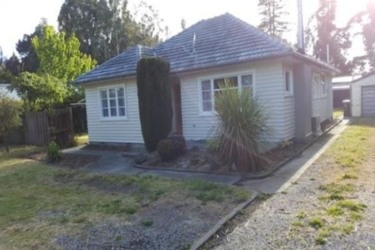 Photo of property in 830 Main Road North, Woodend, Kaiapoi, 7691