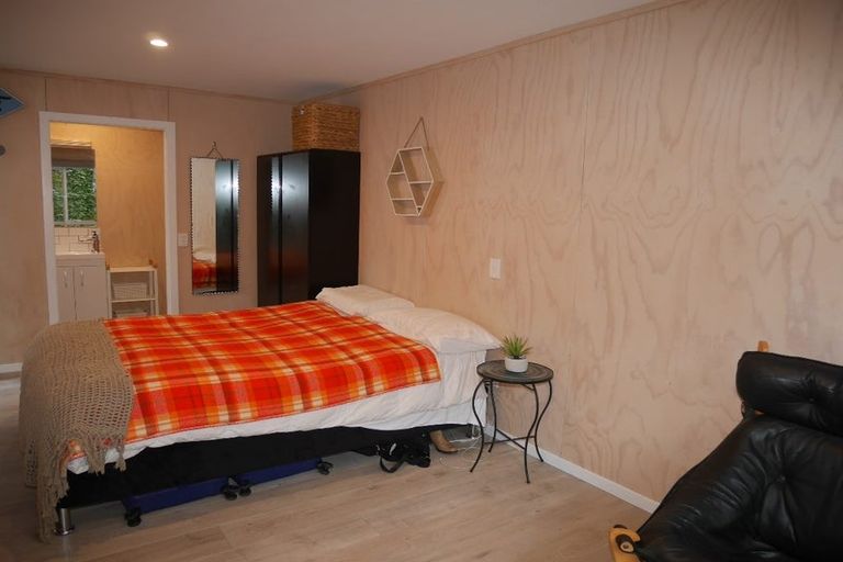 Photo of property in 179 Raumati Road, Raumati Beach, Paraparaumu, 5032