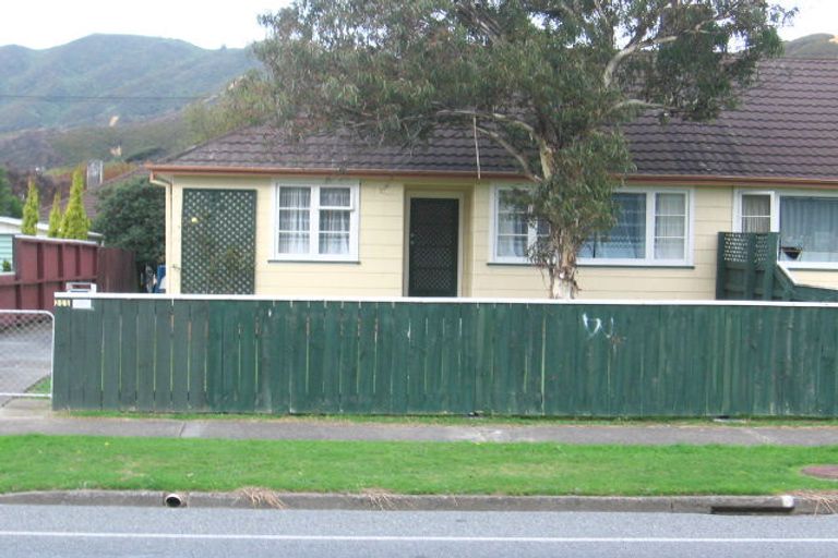 Photo of property in 211 Cambridge Terrace, Naenae, Lower Hutt, 5011