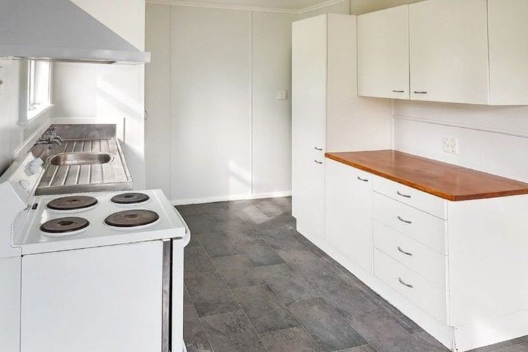 Photo of property in 56 Dimock Street, Titahi Bay, Porirua, 5022