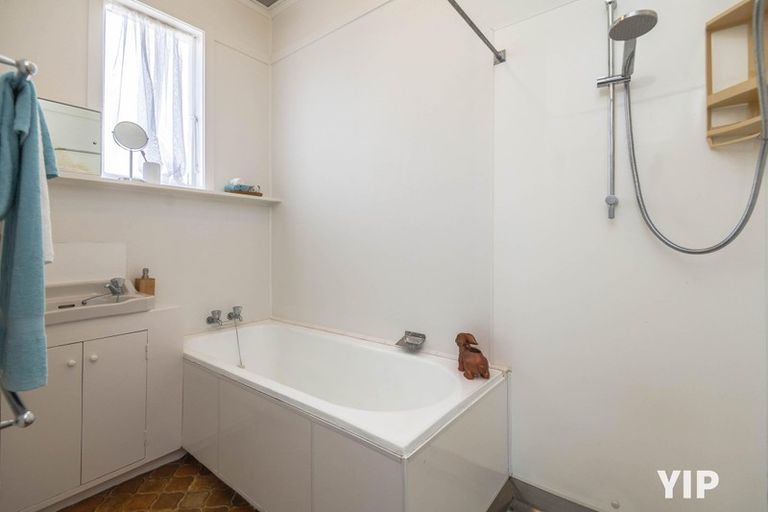 Photo of property in 67 Clifford Road, Johnsonville, Wellington, 6037