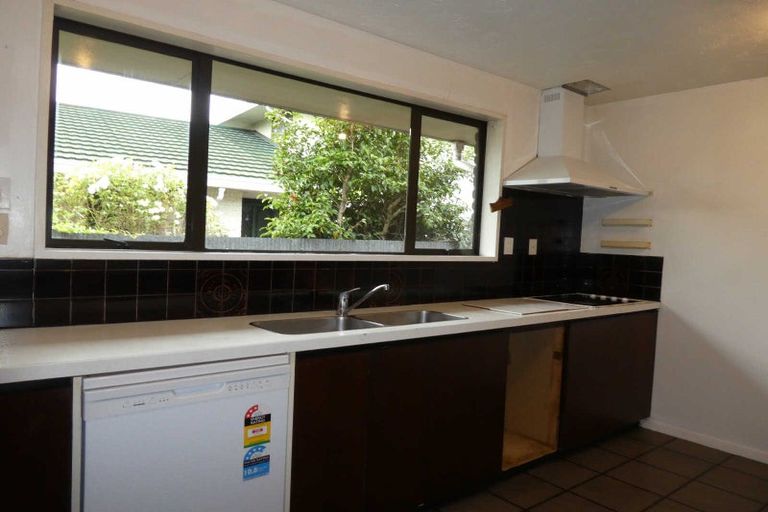 Photo of property in 17 Siska Place, Upper Riccarton, Christchurch, 8041