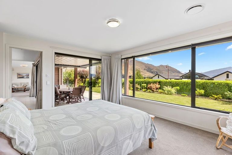 Photo of property in 14 Ruby Ridge, Wanaka, 9305