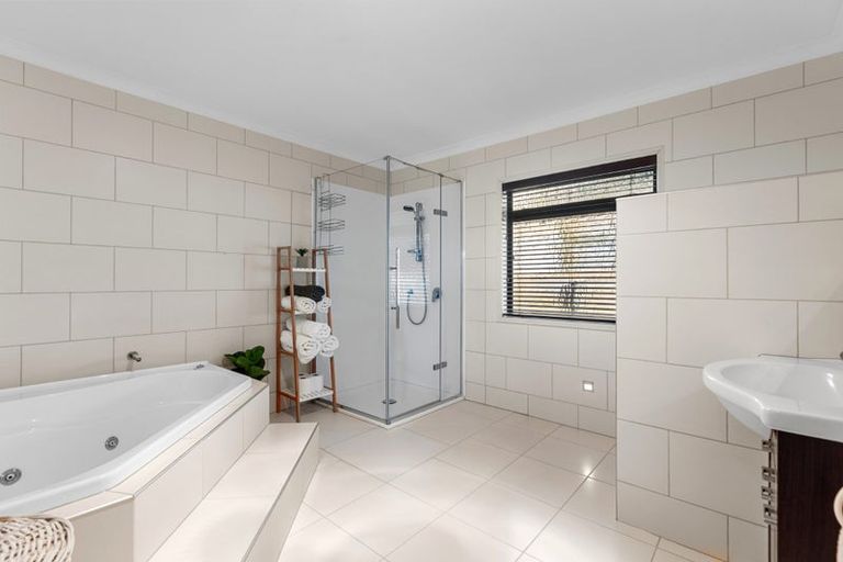 Photo of property in 10 Berkeley Grove, Bethlehem, Tauranga, 3110