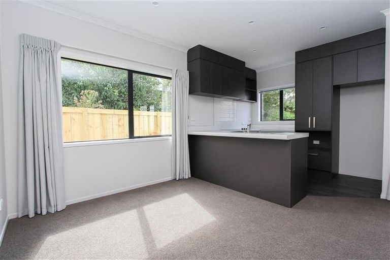 Photo of property in 9/18 Hunter Street, Hamilton Lake, Hamilton, 3204