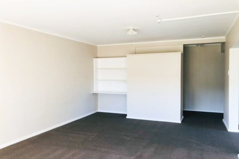 Photo of property in 95 Farmer Crescent, Taita, Lower Hutt, 5011