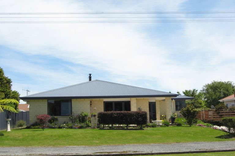 Photo of property in 152 Queen Street, Westport, 7825