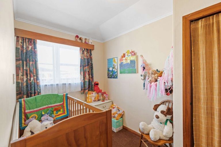 Photo of property in 49 Caius Avenue, Gonville, Whanganui, 4501