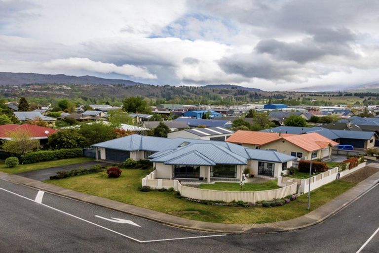 Photo of property in 1 Larch Crescent, Alexandra, 9320